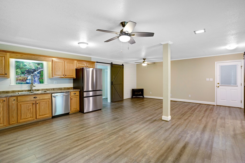 415143 Young Harris Residential