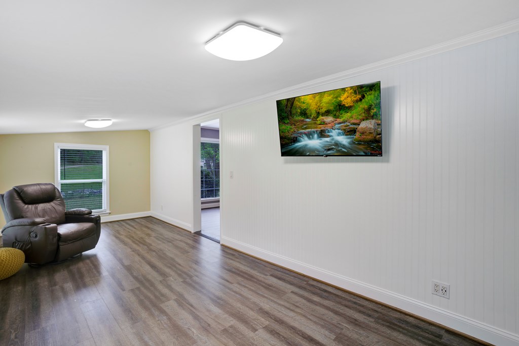 415143 Young Harris Residential