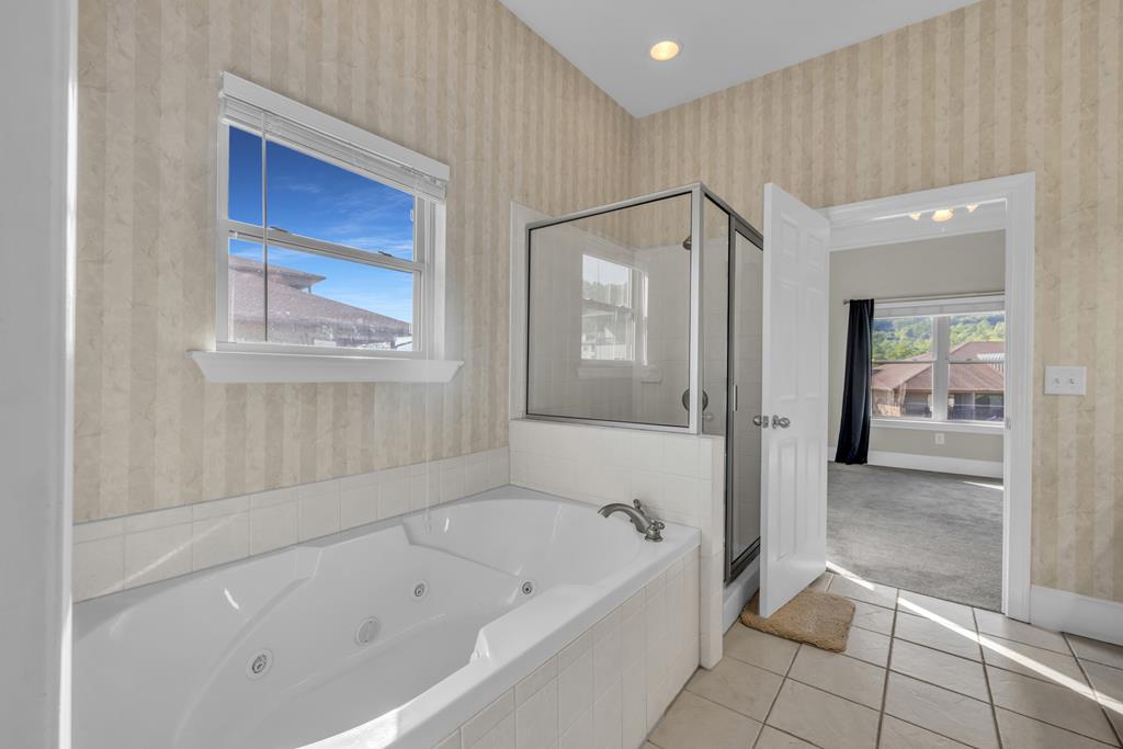 415151 Young Harris Residential