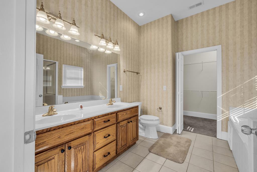 415151 Young Harris Residential
