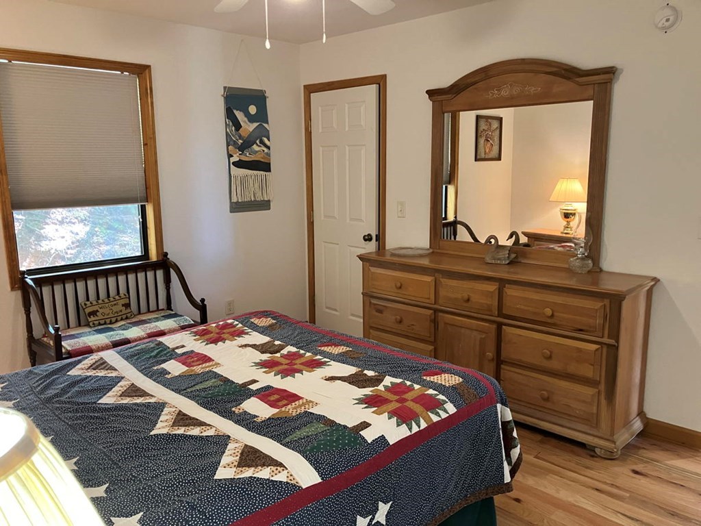 415167 Murphy Residential