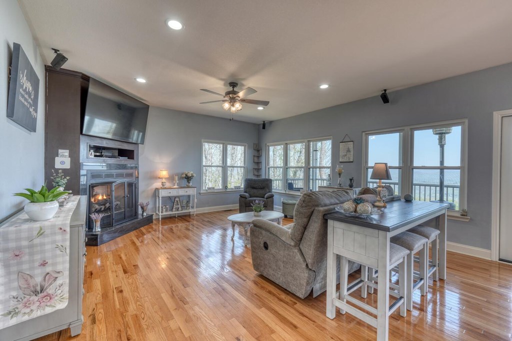 415173 Blairsville Residential