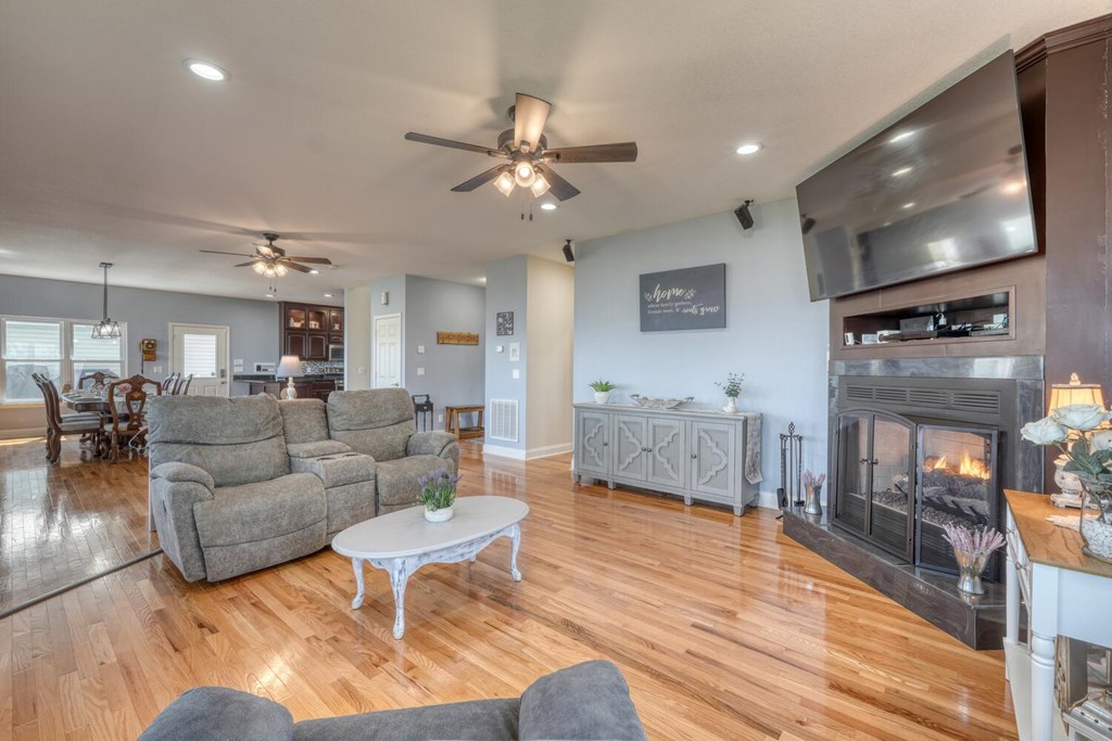 415173 Blairsville Residential