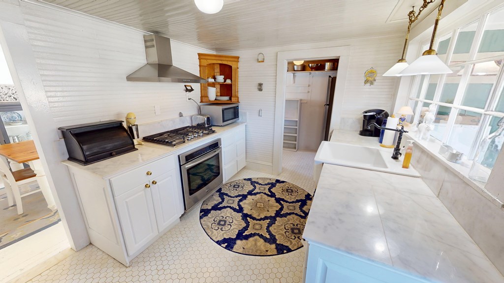 415179 Andrews Residential