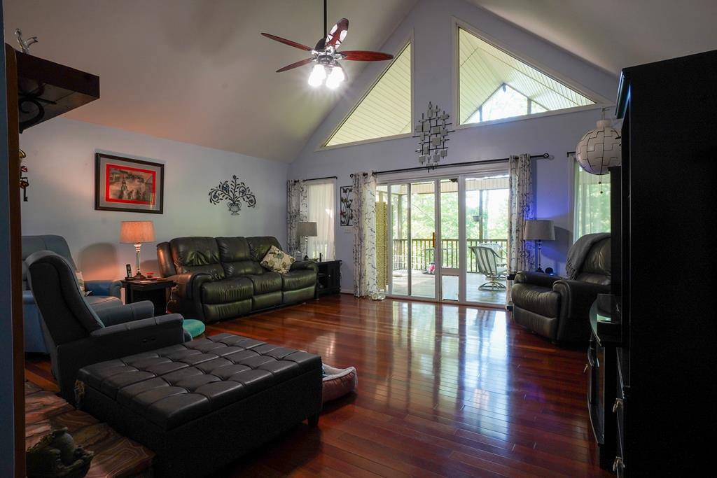 415199 Blue Ridge Residential