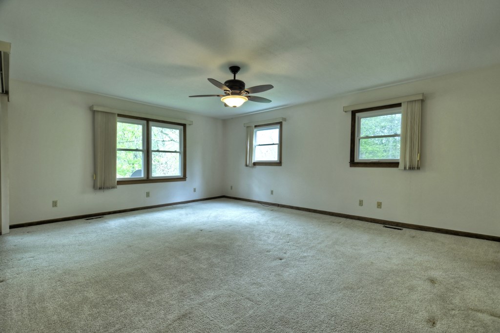 415201 Mineral Bluff Residential