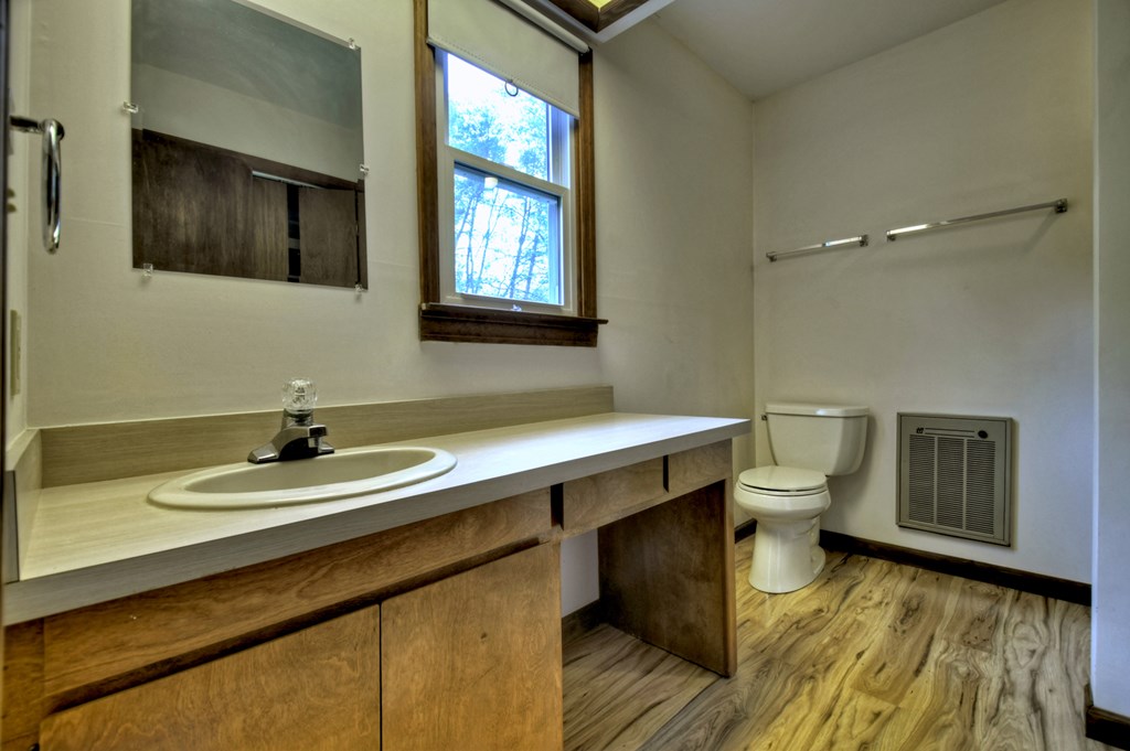 415201 Mineral Bluff Residential