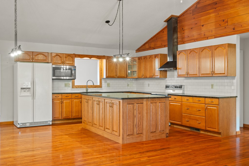 415228 Hiawassee Residential