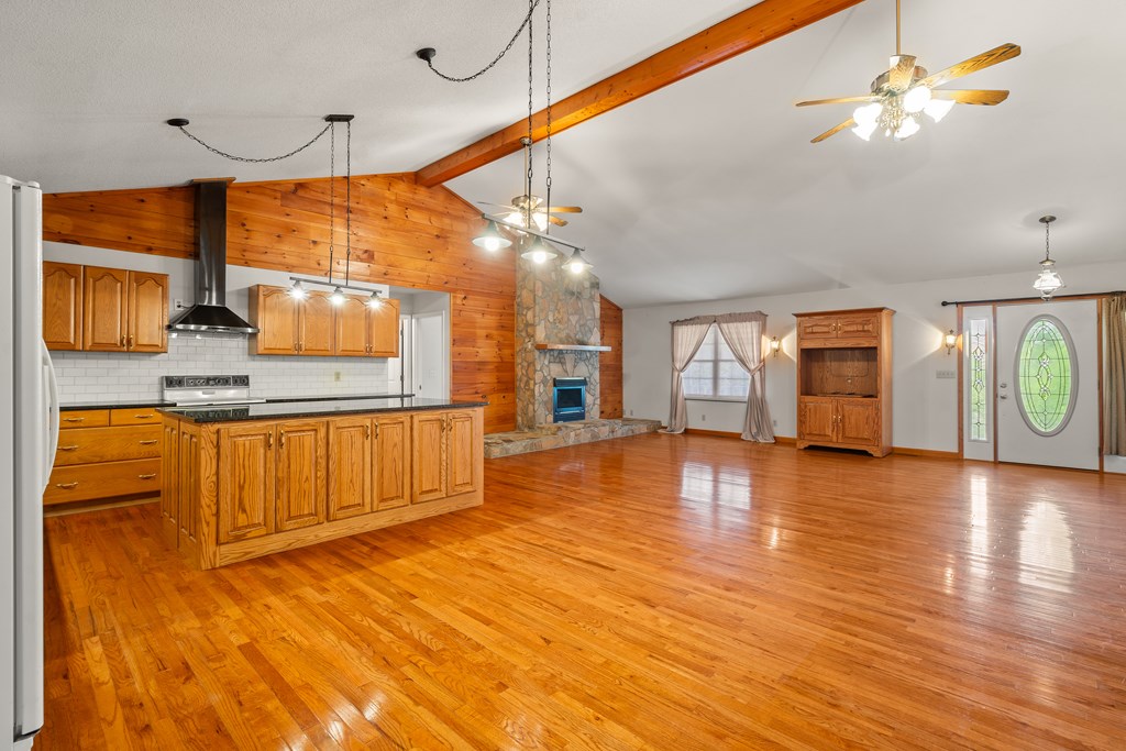 415228 Hiawassee Residential