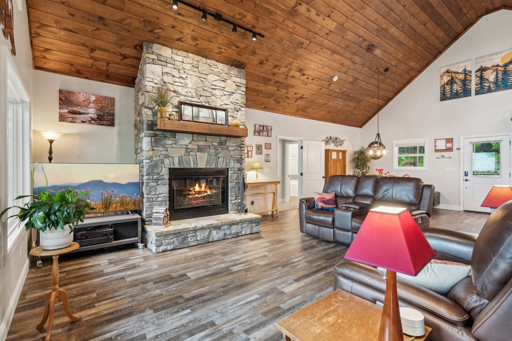 415234 Ellijay Residential