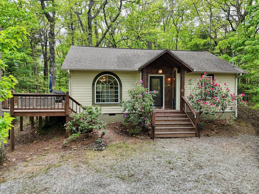 415237 Clayton Residential