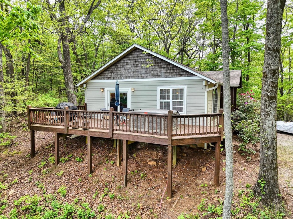 415237 Clayton Residential