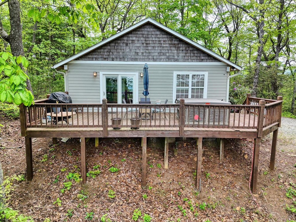 415237 Clayton Residential