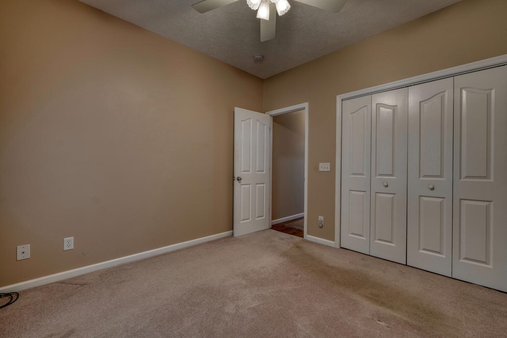 415256 Hiawassee Residential
