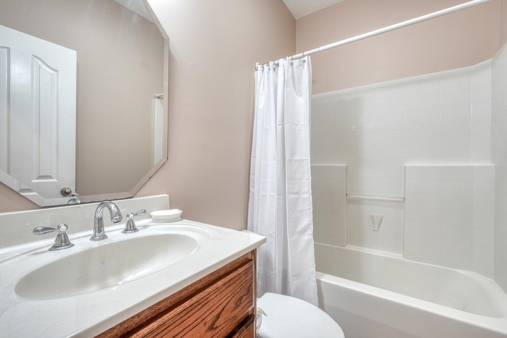 415256 Hiawassee Residential