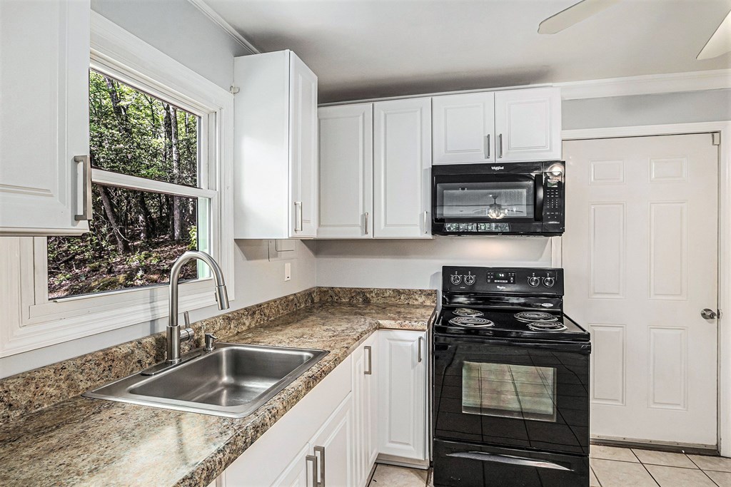 415271 Hiawassee Residential