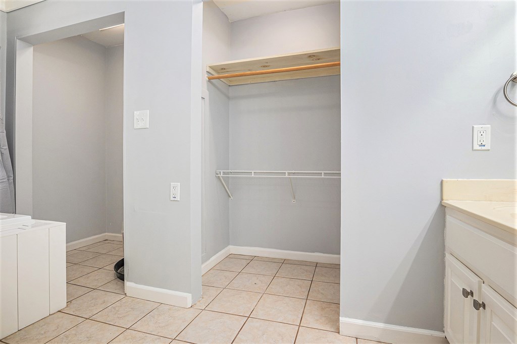 415271 Hiawassee Residential