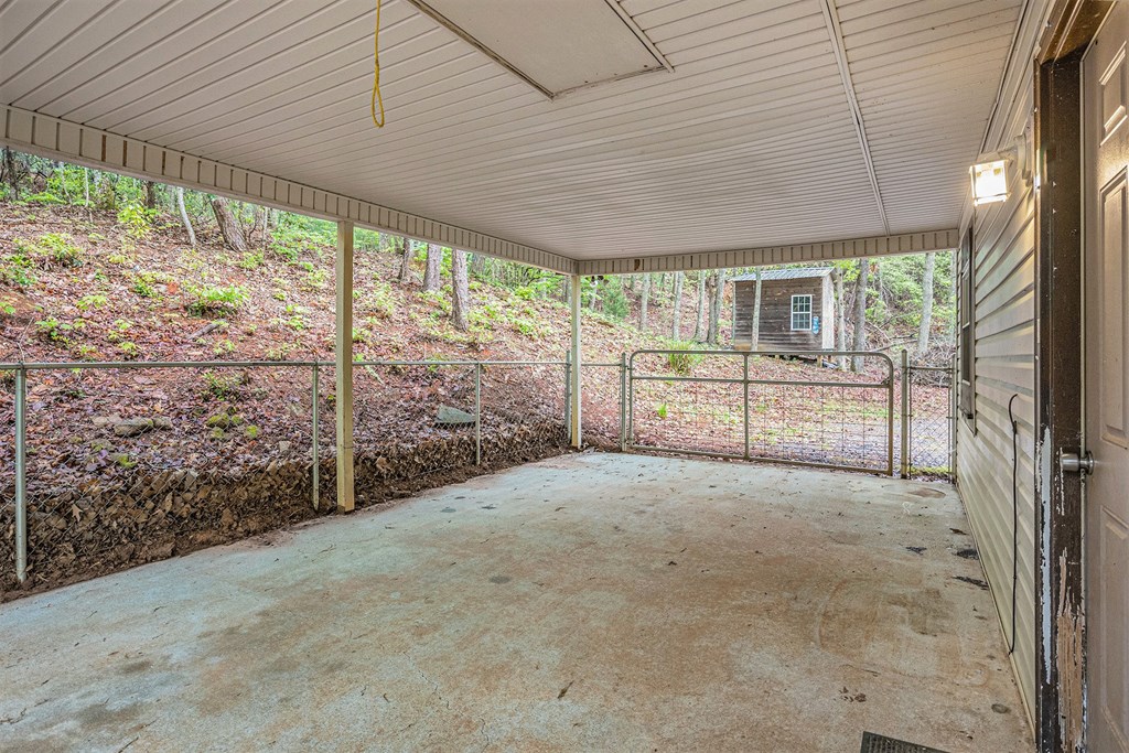 415271 Hiawassee Residential
