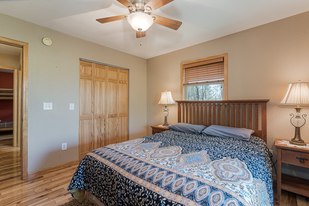 415281 Murphy Residential