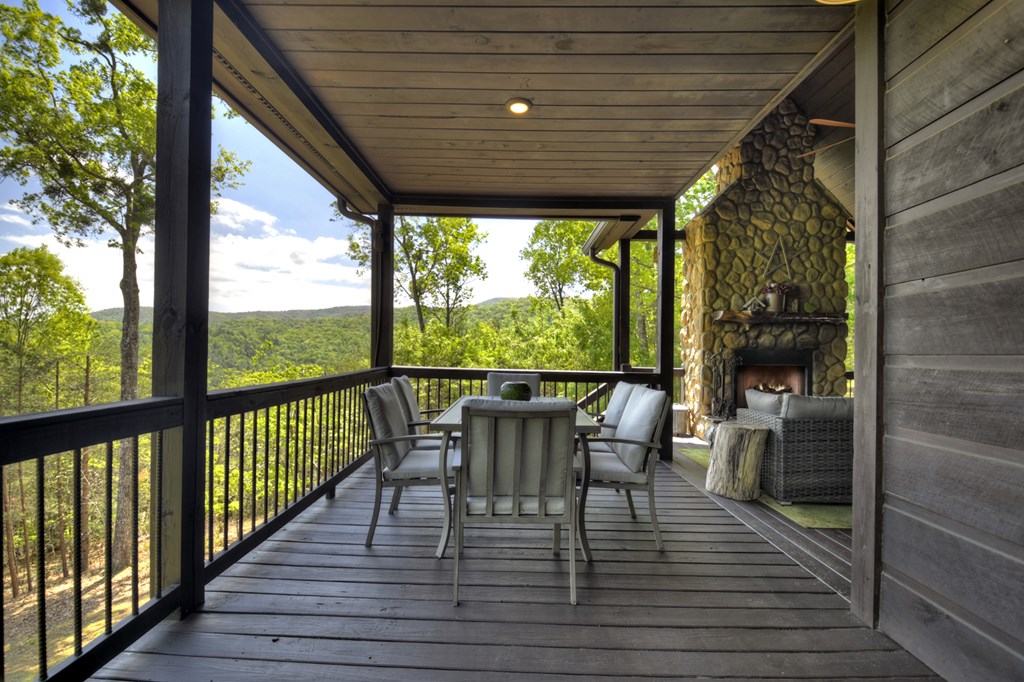 415284 Blue Ridge Residential