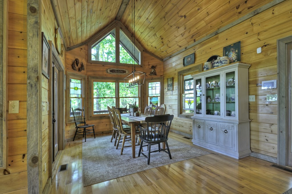 415284 Blue Ridge Residential