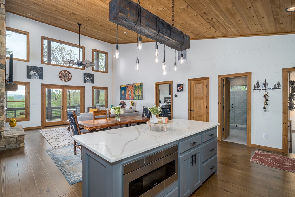 415302 Blue Ridge Residential