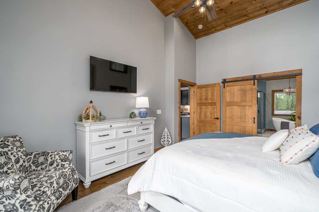 415302 Blue Ridge Residential