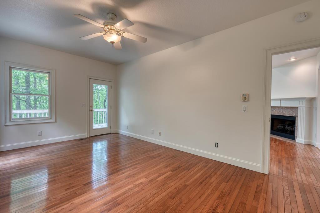 415322 Young Harris Residential