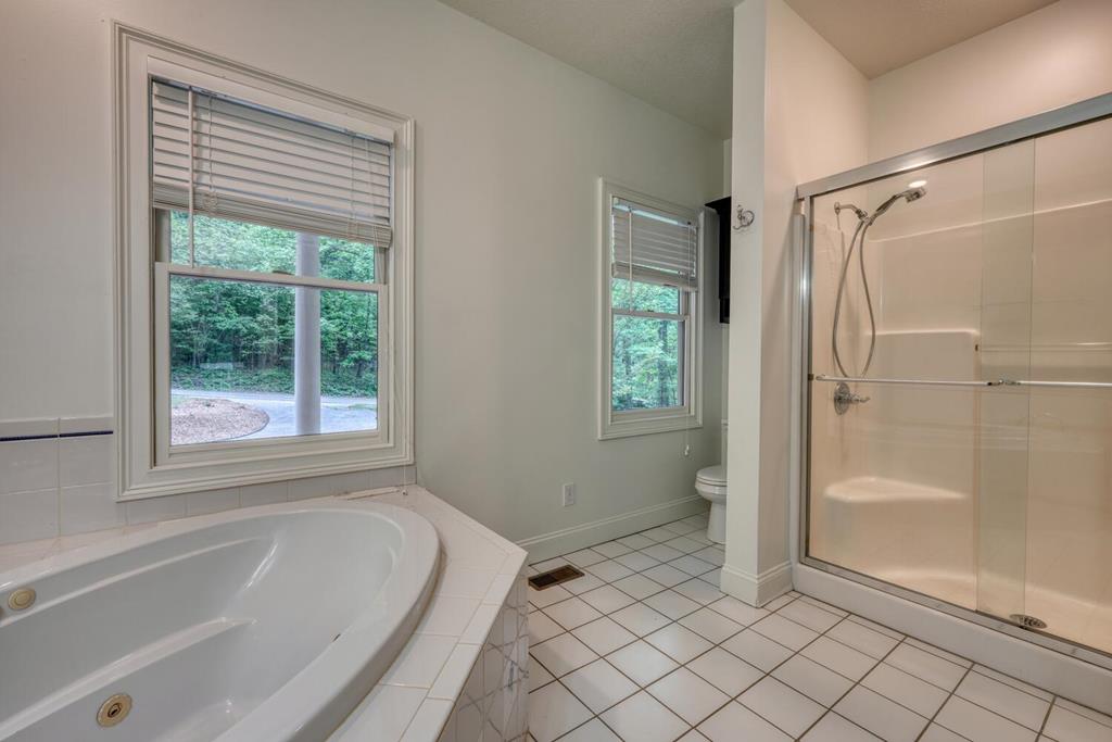 415322 Young Harris Residential