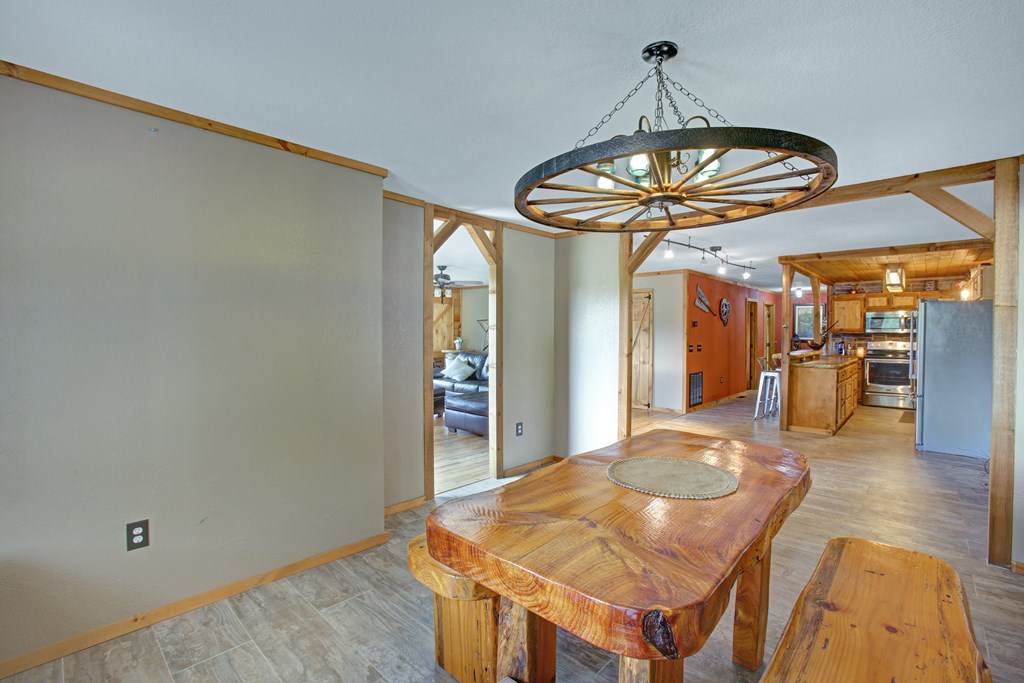 415329 Hayesville Residential