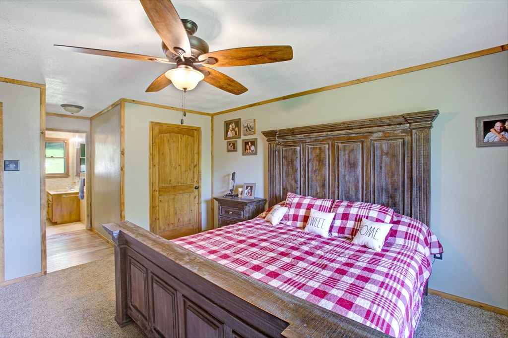415329 Hayesville Residential