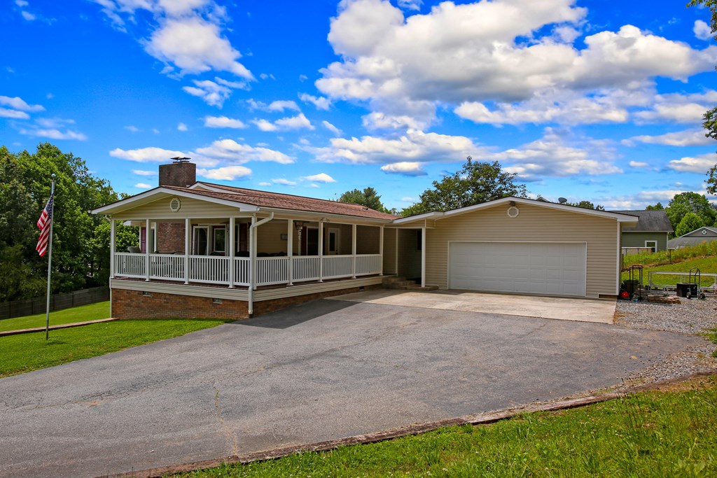 415329 Hayesville Residential