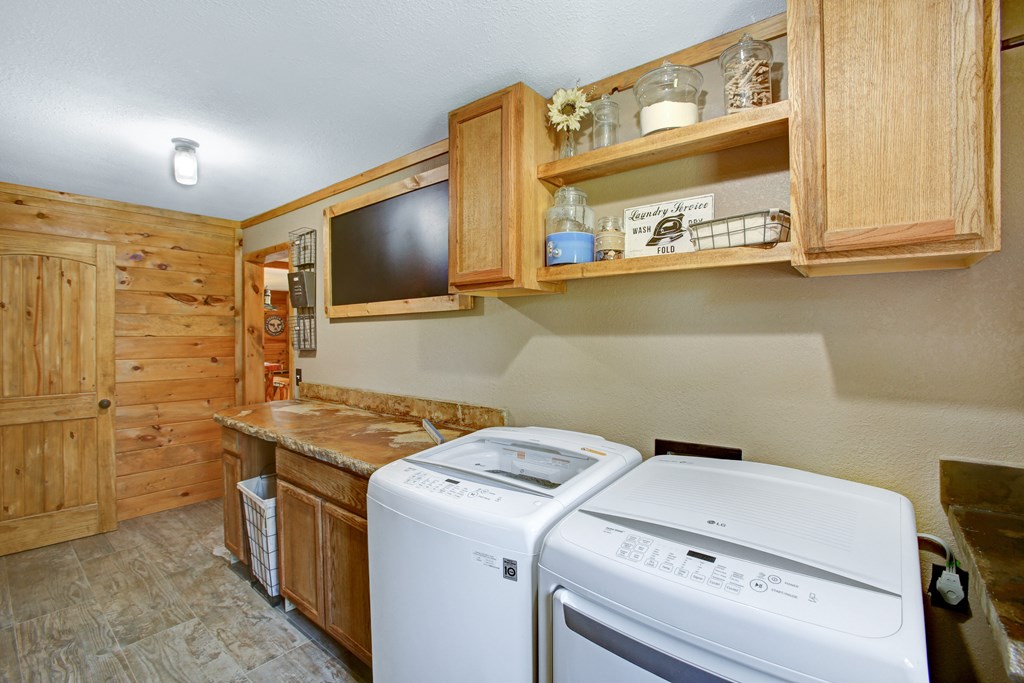 415329 Hayesville Residential