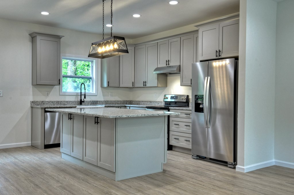 415330 East Ellijay Residential