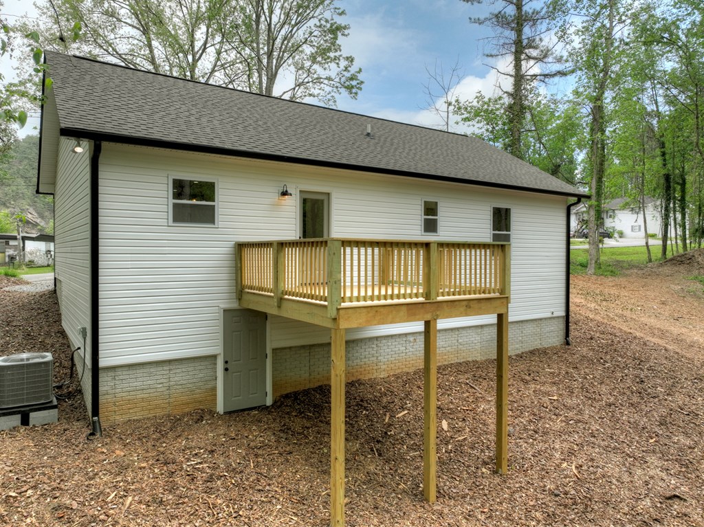 415330 East Ellijay Residential