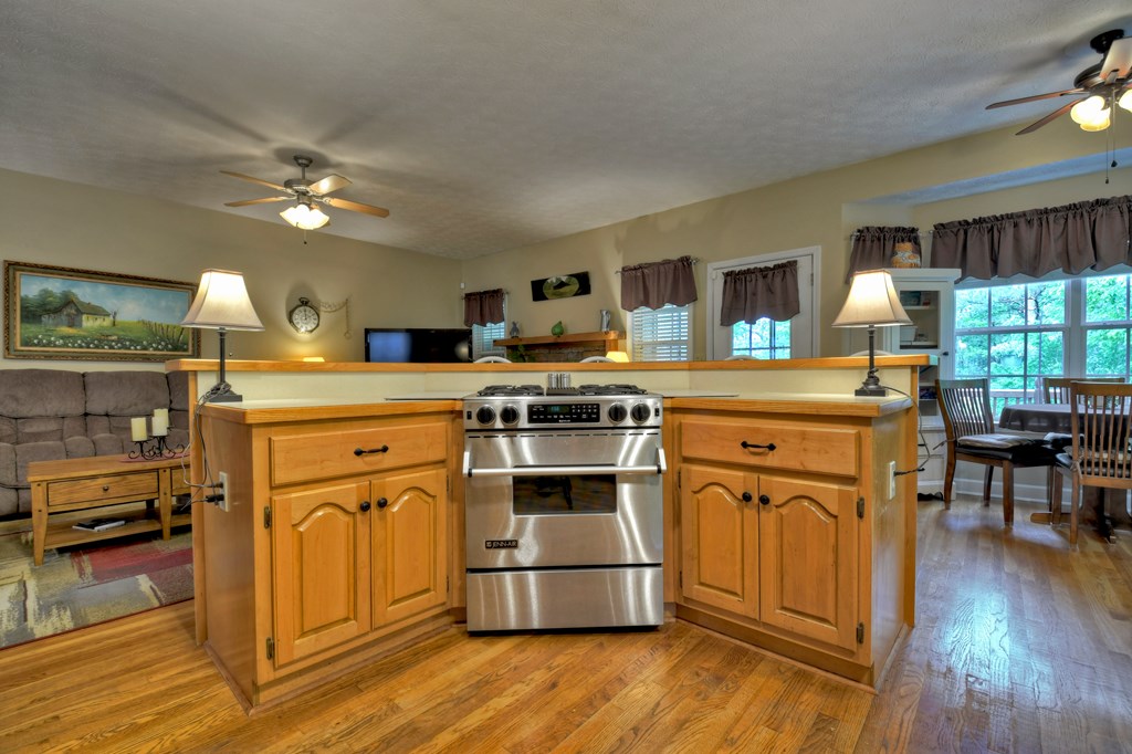 415332 Talking Rock Residential