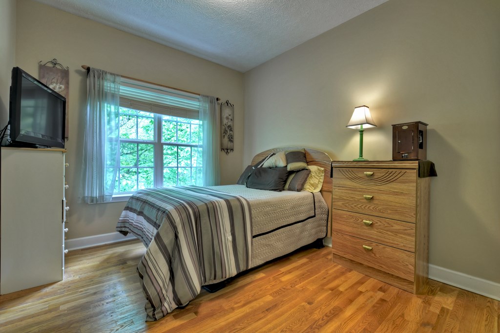 415332 Talking Rock Residential