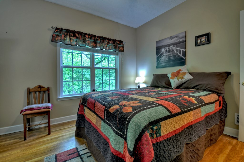 415332 Talking Rock Residential