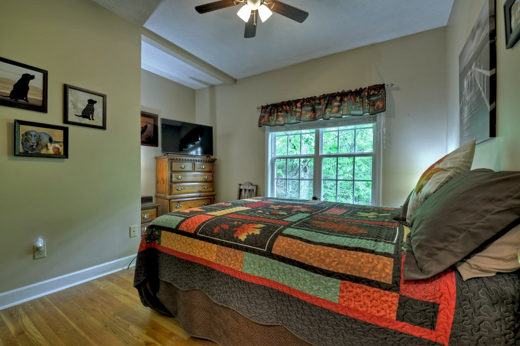 415332 Talking Rock Residential