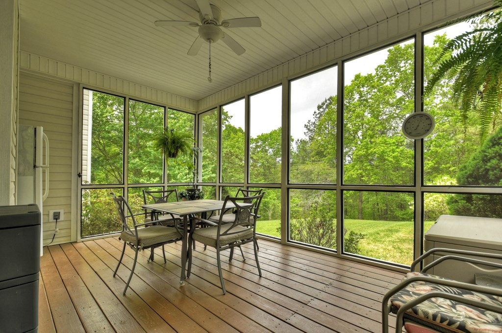 415332 Talking Rock Residential