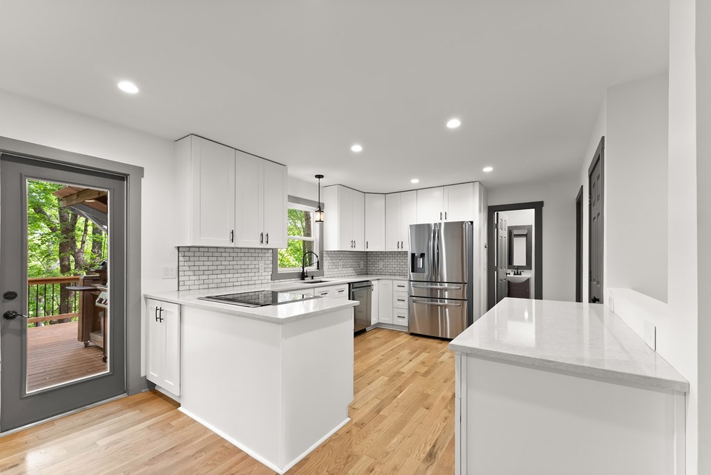 415335 Dahlonega Residential