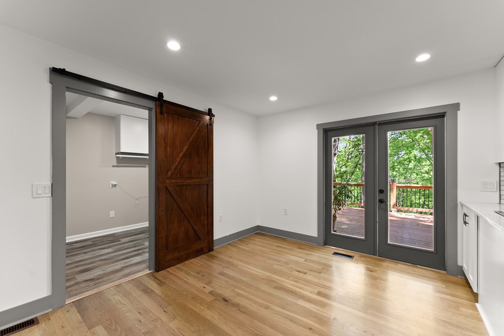 415335 Dahlonega Residential