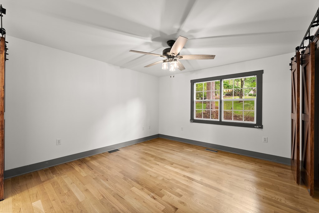 415335 Dahlonega Residential