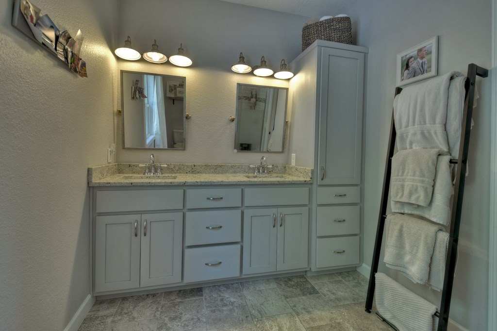 415340 Hayesville Residential