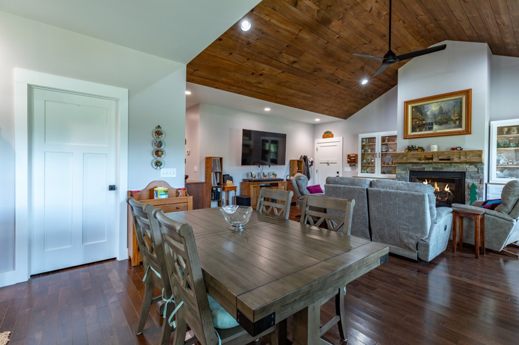 415343 Blairsville Residential