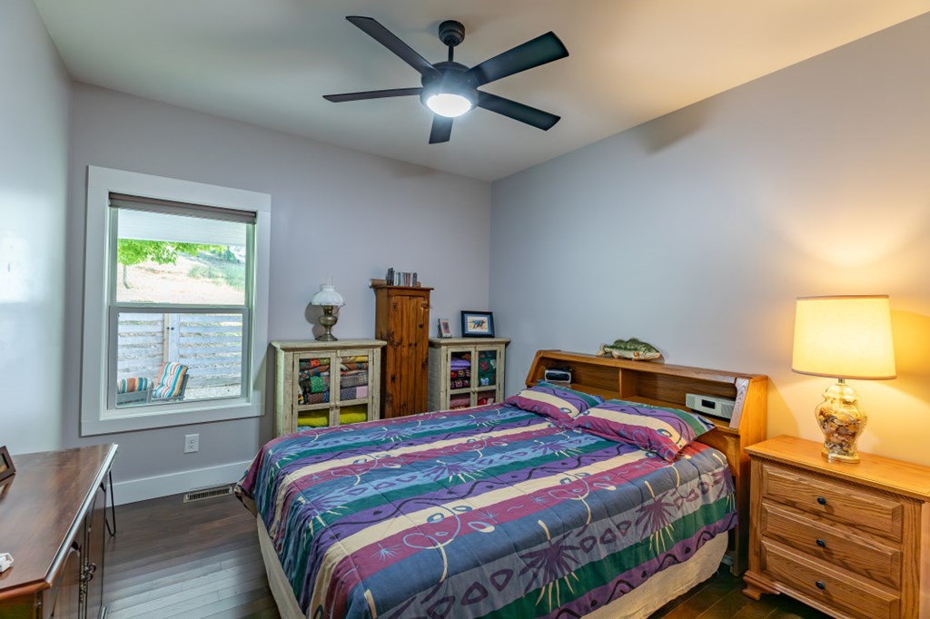 415343 Blairsville Residential
