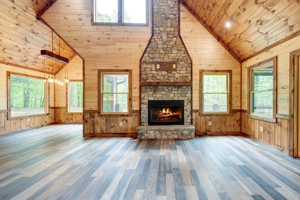 415350 Morganton Residential