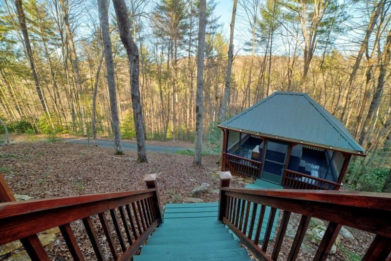 415366 Cherry Log Residential