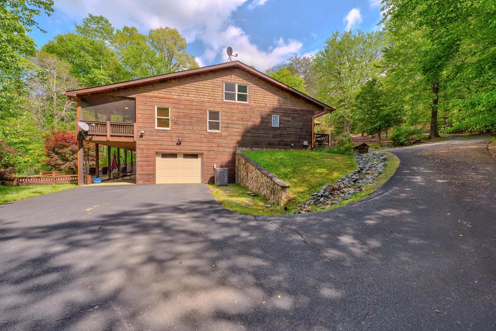 415376 Mineral Bluff Residential