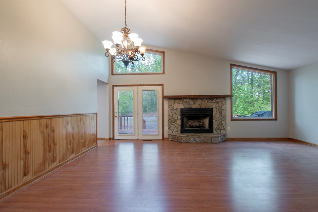 415383 Murphy Residential